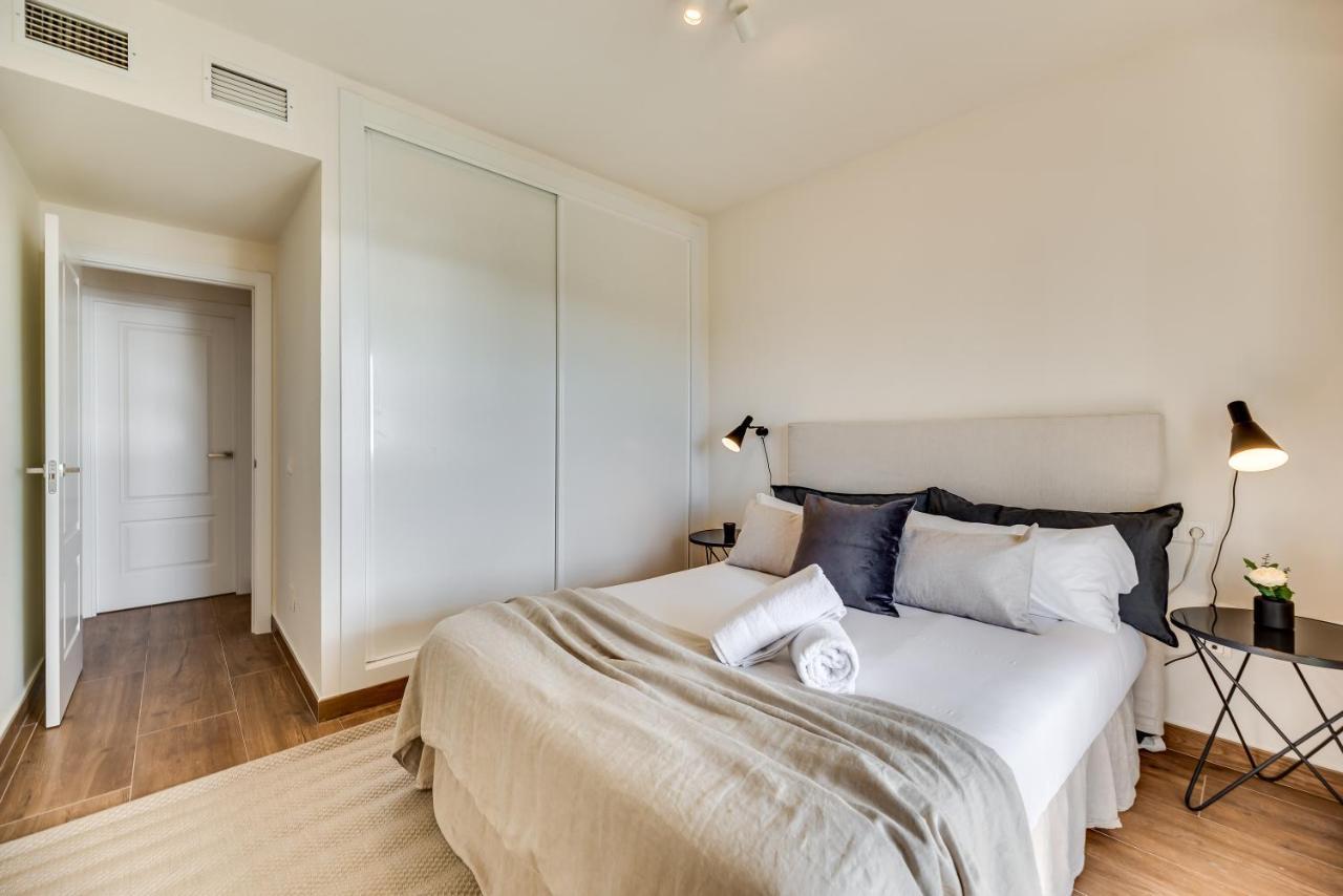 Vacation Marbella I Top 1 Puerto Banus Sea Front Rental, Renovated Extérieur photo